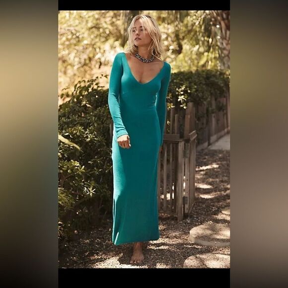 NWT FREE PEOPLE FP BEACH TRIXIE SWEATER MAXI DRESS - Picture 1 of 3